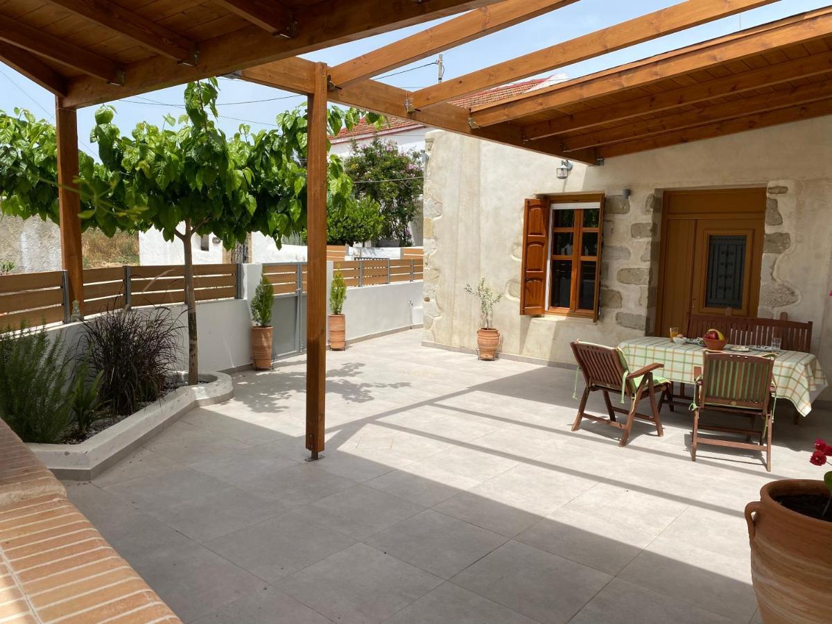 Avli House Vori Villa Kültér fotó